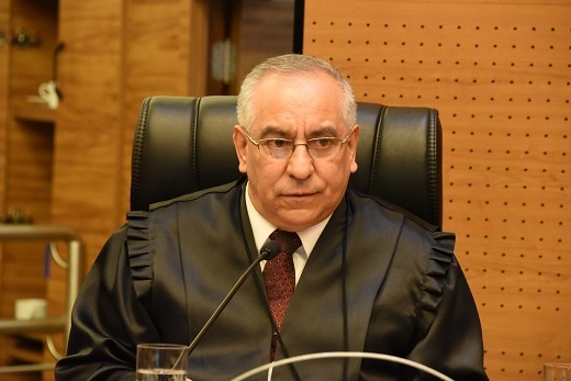 O conselheiro Estilac Xavier durante a sessão de eleição / Foto: Divulgação