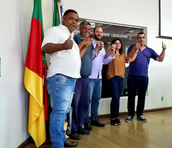 Vereadores comemorando o resultado do pleito / Foto: Divulgação