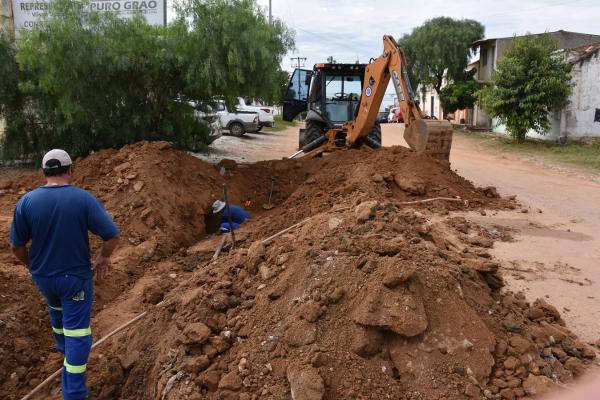 Interligação de redes para elevar vazão do abastecimento no Charrua / Foto: Deividi Leonel