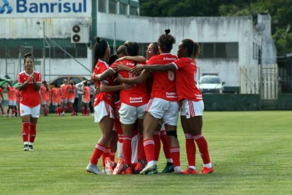 Inter chega ao oitavo clássico de invencibilidade no futebol feminino / Foto: Mariana Capra/Internacional