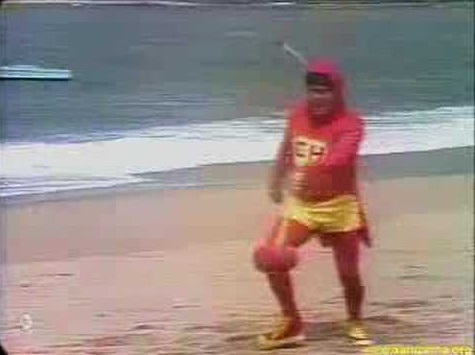 Chapolin trazendo água para Candiota / Imagem: Reprodução/Facebook
